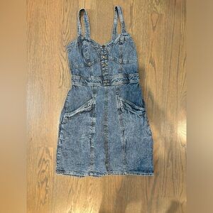 Denim dress for teen